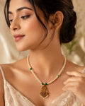 white pearl necklace